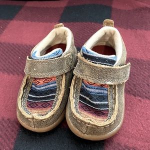 Baby shoes